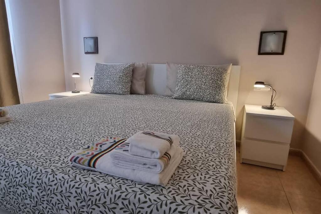Appartamento Bouganville Con Terrazza E Piscina Коральео Экстерьер фото